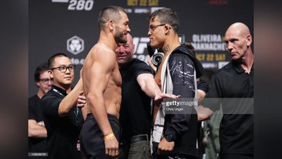 'UFC 280: Mahmud Murodov ketma-ket ikkinchi bor mag`lubiyatga uchradi'ning rasmi