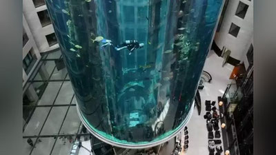 'Berlinda dunyodagi eng katta akvariumlardan biri yorilib ketdi'ning rasmi