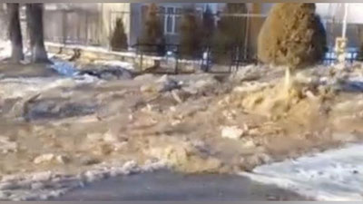 'Qashqadaryoda kanal muzlashi oqibatida suv toshdi (video)'ning rasmi