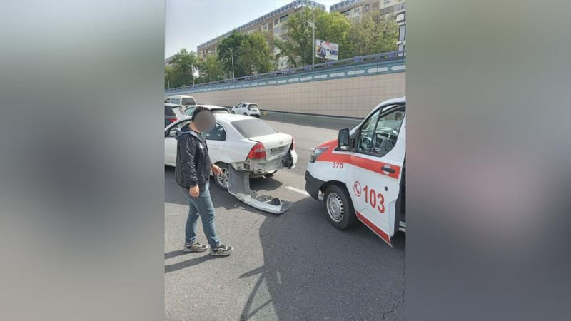 'Toshkentda 4 ta mashina ishtirokida YTH sodir bo`ldi (foto)'ning rasmi