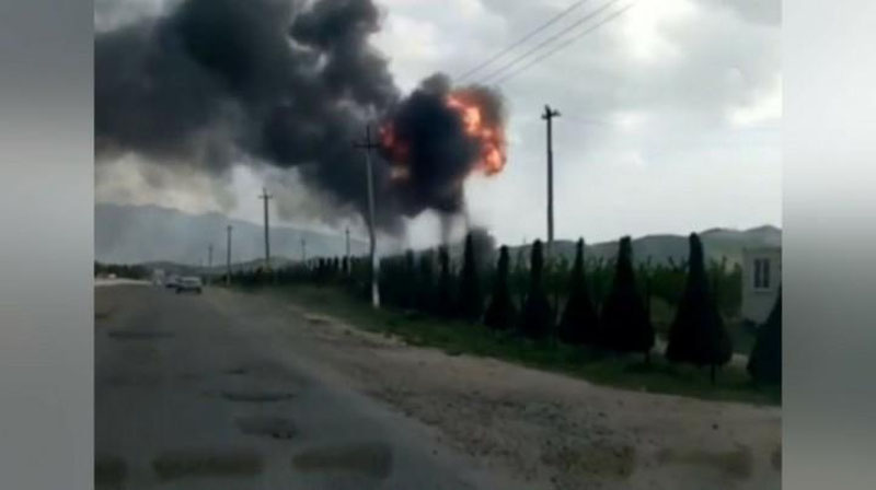 'Urgutdagi "zapravka"da yuk mashinasi yonib ketdi'ning rasmi