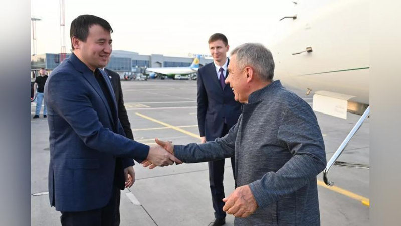 'Tatariston rahbari amaliy tashrif bilan O`zbekistonga keldi'ning rasmi