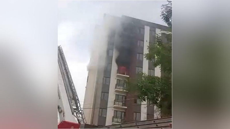 'Toshkentning Yunusobod tumanidagi ko`p qavatli binoda yong`in yuzaga keldi (video)'ning rasmi