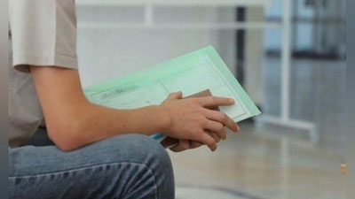 'Abiturient OTMga hujjat topshirish uchun qancha to`lashi ma`lum bo`ldi'ning rasmi