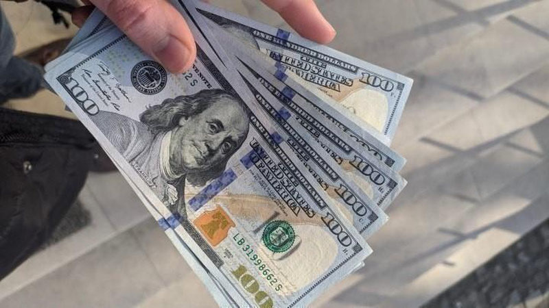 'Ertadan dollar yana oshadi'ning rasmi