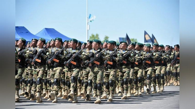 'Toshkentda harbiylar namoyishkorona piyoda yurishlari tashkil etiladi'ning rasmi