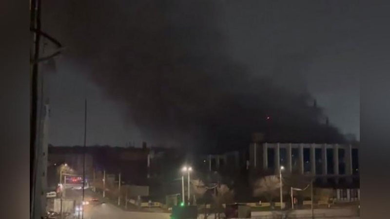 Изрображение 'Крупный пожар в Ташкенте тушили почти всю ночь (видео)'