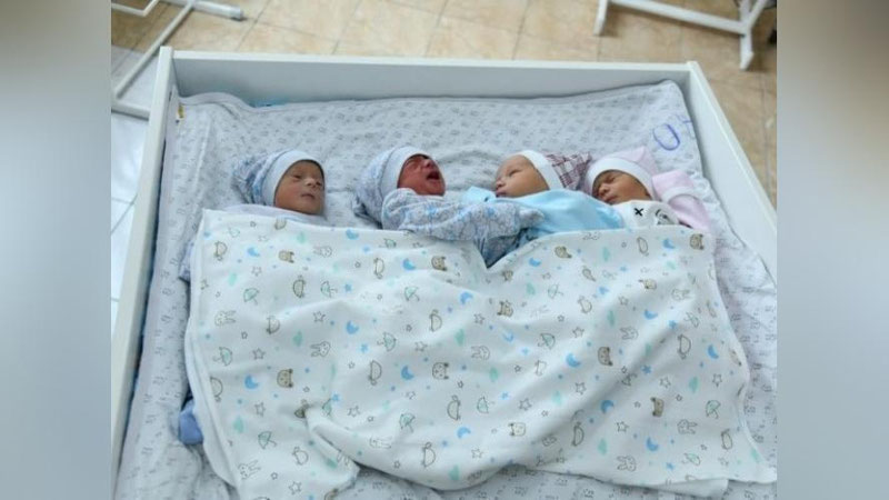 Изрображение 'В наманганской семье родились четверняшки'