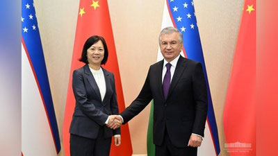 'Shavkat Mirziyoev Ipak yo`li fondi raisi bilan uchrashdi'ning rasmi