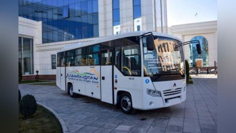 'SAMARQANDDA SAYYoHLAR UChUN YaNGI AVTOBUS IShLAB ChIQARILADI (FOTO)'ning rasmi