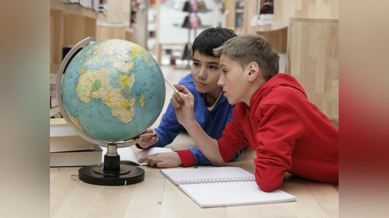 Изрображение '​ВОЗЬМУТ ЛИ В ШКОЛУ ИНОСТРАННОГО ГРАЖДАНИНА?'