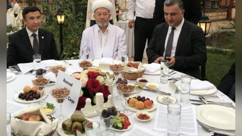 'O`zbekistondagi Turkiya elchixonasida iftorlik o`tkazildi'ning rasmi