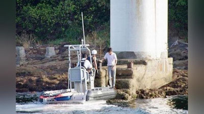 'Paromdan tushib qolgan shirakayf yaponiyalik kimsasiz orolga borib qoldi'ning rasmi