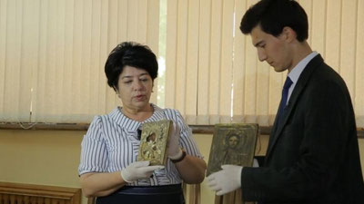 Изрображение 'Ташкентский ученый нашел драгоценный клад и передал в музей (видео)'