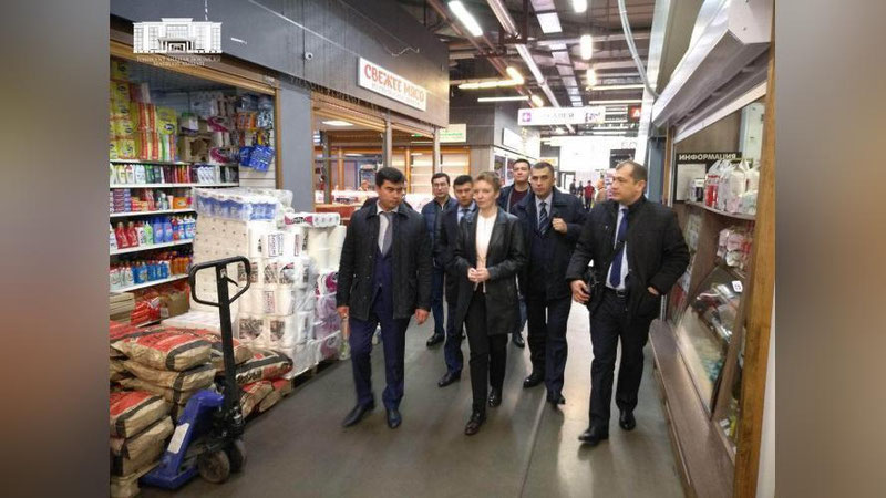 Изрображение 'ДНИ МОСКВЫ ПРОЙДУТ В ТАШКЕНТЕ'