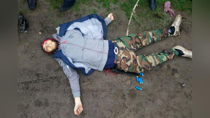 Изрображение 'В ДАГЕСТАНСКОМ КИЗЛЯРЕ МЕСТНЫЙ ЖИТЕЛЬ РАССТРЕЛЯЛ ТОЛПУ'