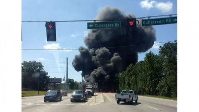 'АҚШда ҳарбий самолёт қулаб тушди'ning rasmi