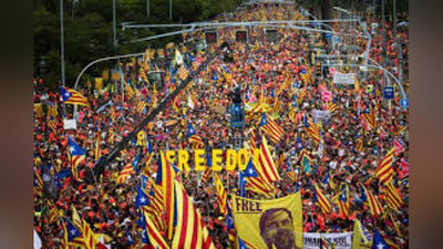 'Kataloniya Ispaniyadan ajralib chiqish arafasida'ning rasmi