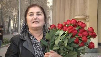 'Jurnalist ayol oiladagi zo`ravonliklarga qarshi kurashning noyob usulini topdi'ning rasmi