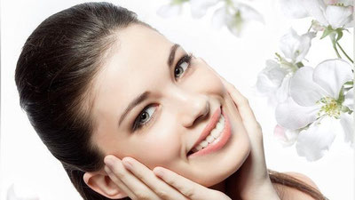 'Qaddingizni tik tuting, yuzingizga ajin tushmaydi!'ning rasmi