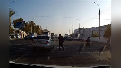 'Тошкентда ҳайдовчилар қоидабузарлар ҳақида ЙҲХБга хабар йўллаб, бюджетни тўлдирмоқда'ning rasmi