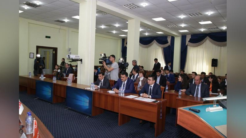 'Ахборот технологиялари ва коммуникацияларни ривожлантириш вазирлиги томонидан матбуот анжумани ўтказилди (фоторепортаж)'ning rasmi