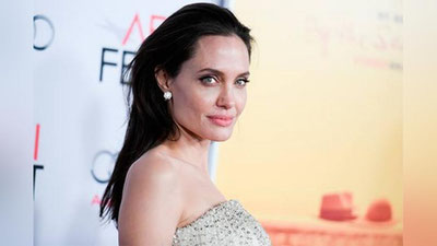 'Анжелина Жоли уйидан ҳушсиз топилди...'ning rasmi