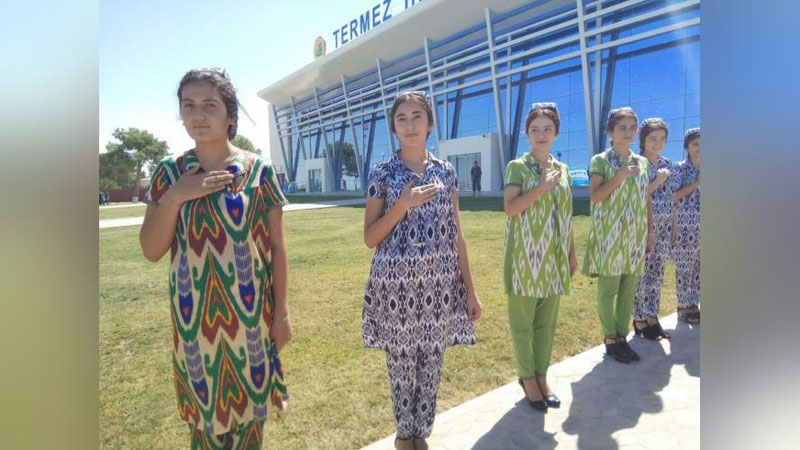 Изрображение 'Фото: Участники Недели культурного наследия прибыли в Термез'