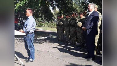 Изрображение 'В СЕТИ ВЫСМЕЯЛИ ДЖИНСЫ ГЛАВЫ УКРАИНСКОГО МИД'