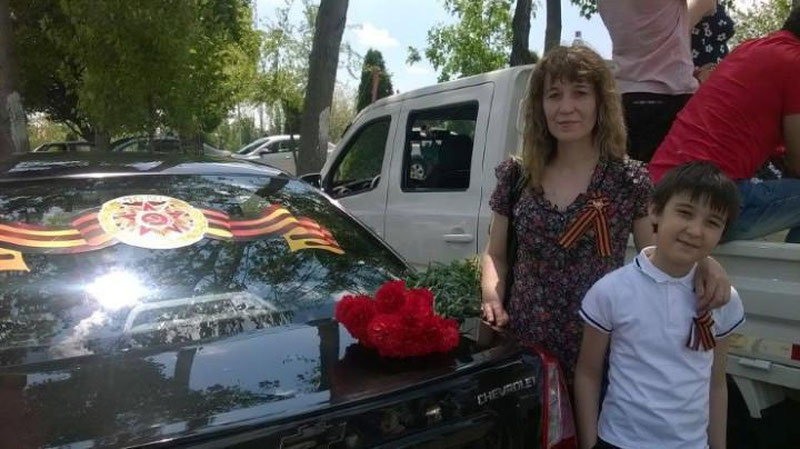 Изрображение 'БЛАГОРОДНОЕ ХОББИ: КАК ЖИТЕЛЬНИЦА ТАШКЕНТА ПОМОГАЕТ НАЙТИ ОСТАНКИ ВОИНОВ-УЗБЕКИСТАНЦЕВ'