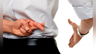 Изрображение 'ИЗ ПИСЕМ ЧИТАТЕЛЕЙ: СЛЕЗЫ ПОКУПАТЕЛЕЙ НЕ ПРИНЕСУТ СЧАСТЬЯ'