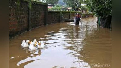 'Eronning aksariyat hududlarida kuchli sel va suv toshqinlari kuzatilmoqda 'ning rasmi