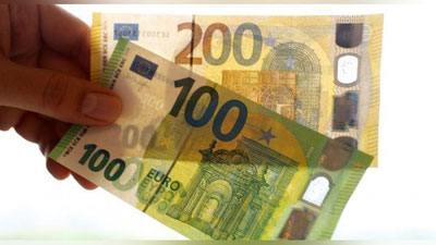 '100 va 200 evroga teng yangi banknotlar muomalaga kiritildi (Video)'ning rasmi