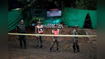 Изрображение 'ПЕРВЫЕ ДЕТИ СПАСЕНЫ ИЗ ЗАТОПЛЕННОЙ ПЕЩЕРЫ В ТАИЛАНДЕ'