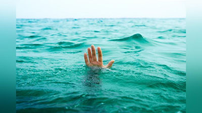 'Синфдошини қутқаришга уринган 10 ёшли бола чўкиб кетди'ning rasmi