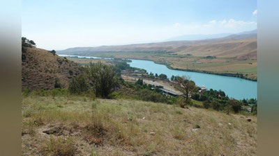 Изрображение 'МЧС: УГРОЗА ЗАТОПЛЕНИЯ ДОМОВ БЛИЗ РЕКИ ЧИРЧИК УСТРАНЕНА'