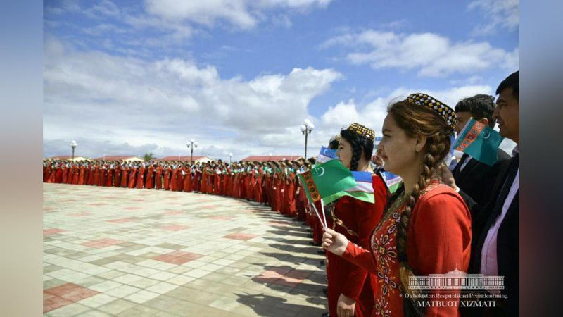Изрображение 'ПОД УРГЕНЧЕМ ОТКРЫЛСЯ ДОМ УЗБЕКСКО-ТУРКМЕНСКОЙ ДРУЖБЫ (ФОТО)'