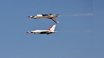 'Buyuk Britaniyada dunyodagi ilk poyga elektrosamolyoti yaratiladi 'ning rasmi