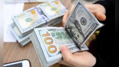 Изрображение 'Официальный курс доллара упал'