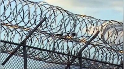 Изрображение 'РАХМАТ АКИЛОВ НЕ БУДЕТ ОБЖАЛОВАТЬ ПОЖИЗНЕННОЕ ЗАКЛЮЧЕНИЕ'