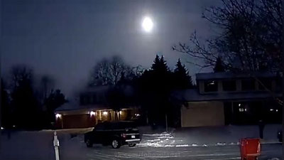 Изрображение 'УПАВШИЙ В США МЕТЕОРИТ ВЫЗВАЛ ЗЕМЛЕТРЯСЕНИЕ (ВИДЕО)'