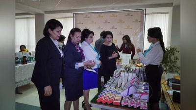 'O`zbekiston ayollarining 100 ta eng yaxshi innovasion loyihasi II Respublika tanlovining yakuniy bosqichi bo`lib o`tdi'ning rasmi