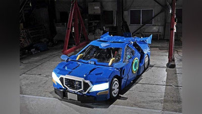 Изрображение 'ЯПОНЦЫ ПРЕДСТАВИЛИ АВТОМОБИЛЬ -ТРАНСФОРМЕР (ВИДЕО)'