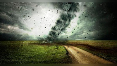 'Kanzasda kuchli tornado uy hayvonlarni havoga ko`tarib olib chiqdi (Video)'ning rasmi