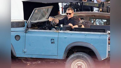 'Bond eskilikni tanlamoqda 'ning rasmi