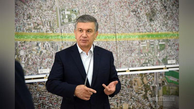 'Shavkat Mirziyoev «Samarkand city» qurilishiga doir loyihalar bilan tanishdi'ning rasmi