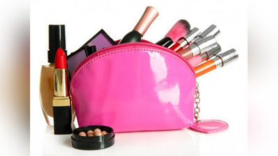 Изрображение 'MUST HAVE ЖЕНСКОЙ КОСМЕТИЧКИ'