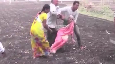 'Er talashgan o`g`il onasini traktor tagiga tashladi (Video)'ning rasmi