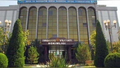 Изрображение 'ХОКИМ СЫРДАРЬИНСКОЙ ОБЛАСТИ ВЫСЛУШАЛ ЖАЛОБЫ ГУЛИСТАНЦЕВ'