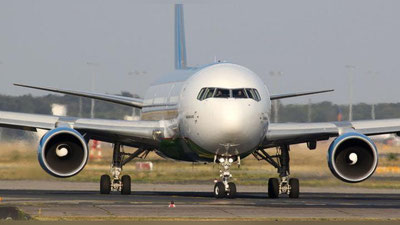 'Milliy aviakompaniya Fransiya va Xorvatiya futbol muxlislarini manzillariga eltib qo`ydi 'ning rasmi